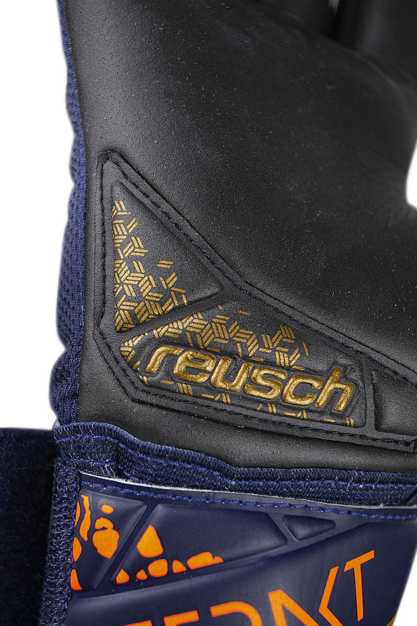 REUSCH ATTRAKT SILVER NC GK24 (SIN FERULA)