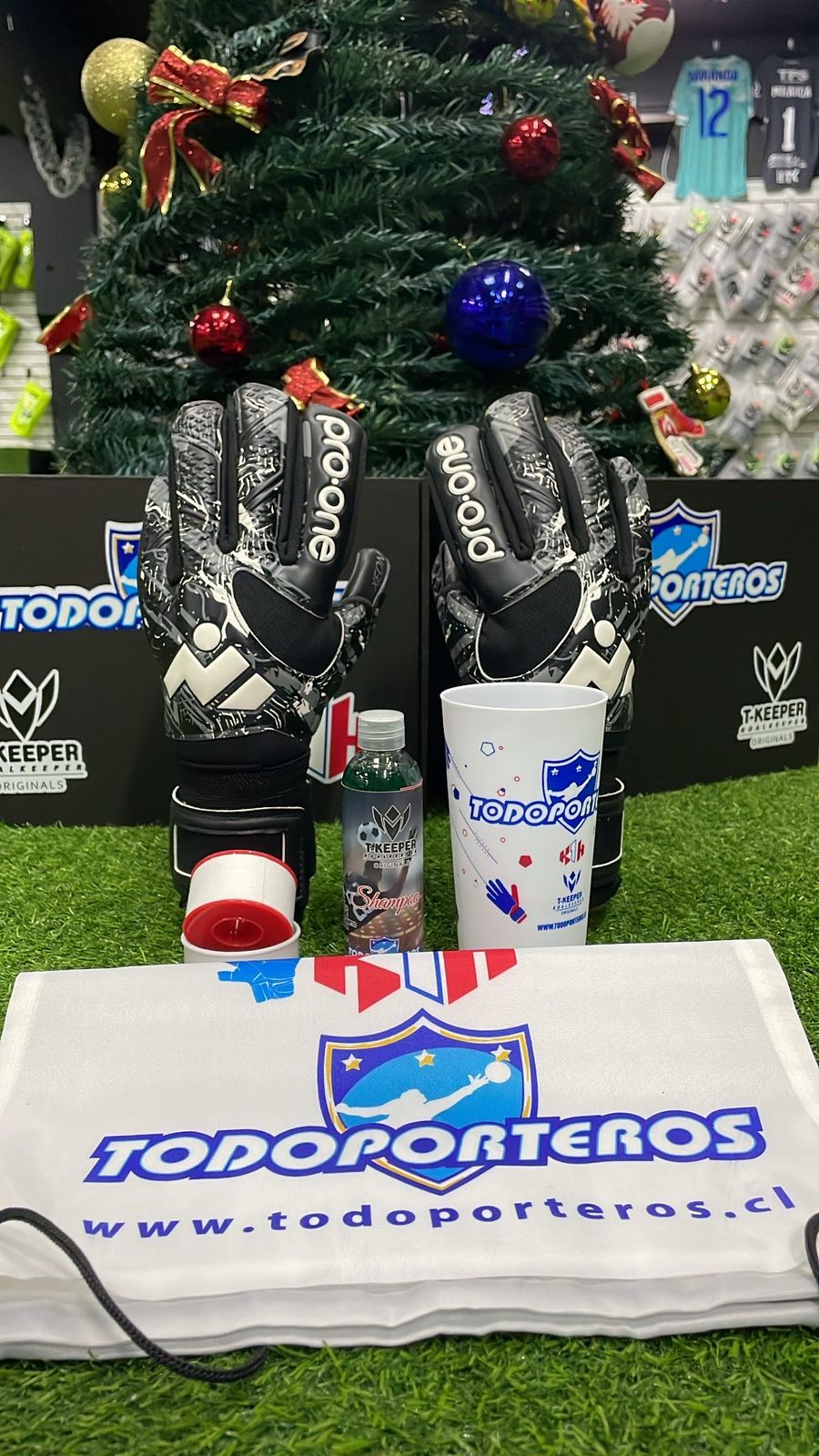 BOX NAVIDEÑO GUANTE PRO ONE NEGRO/NLANCO CON FERULAS TALLA 10