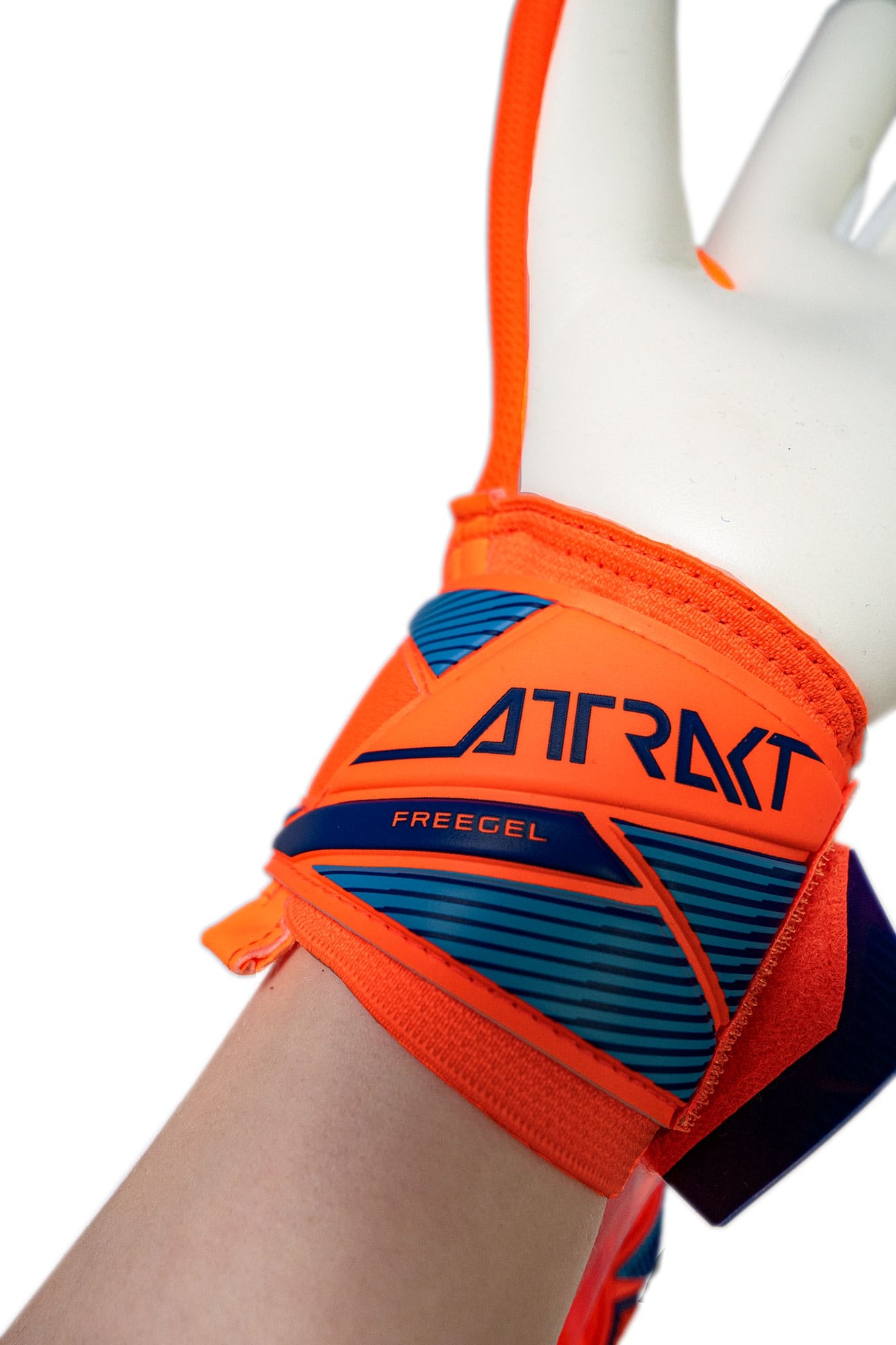 Guante Reusch Attrakt Freegel Advance Mundial