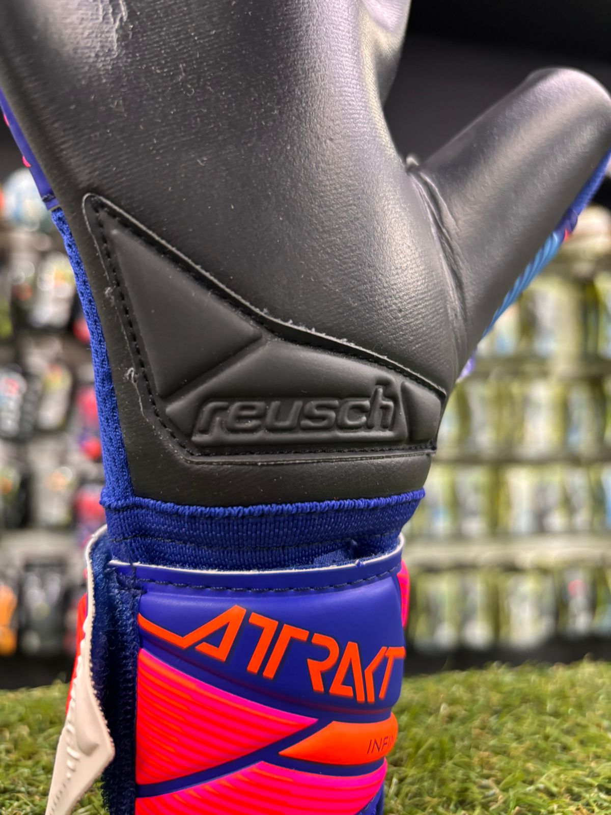 GUANTE REUSCH ATTRAKT INFINITY EVOLUTION NC BLUE