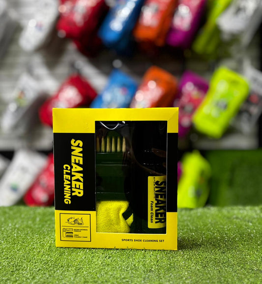 KIT DE LIMPIEZA PARA ZAPATOS DE FUTBOL