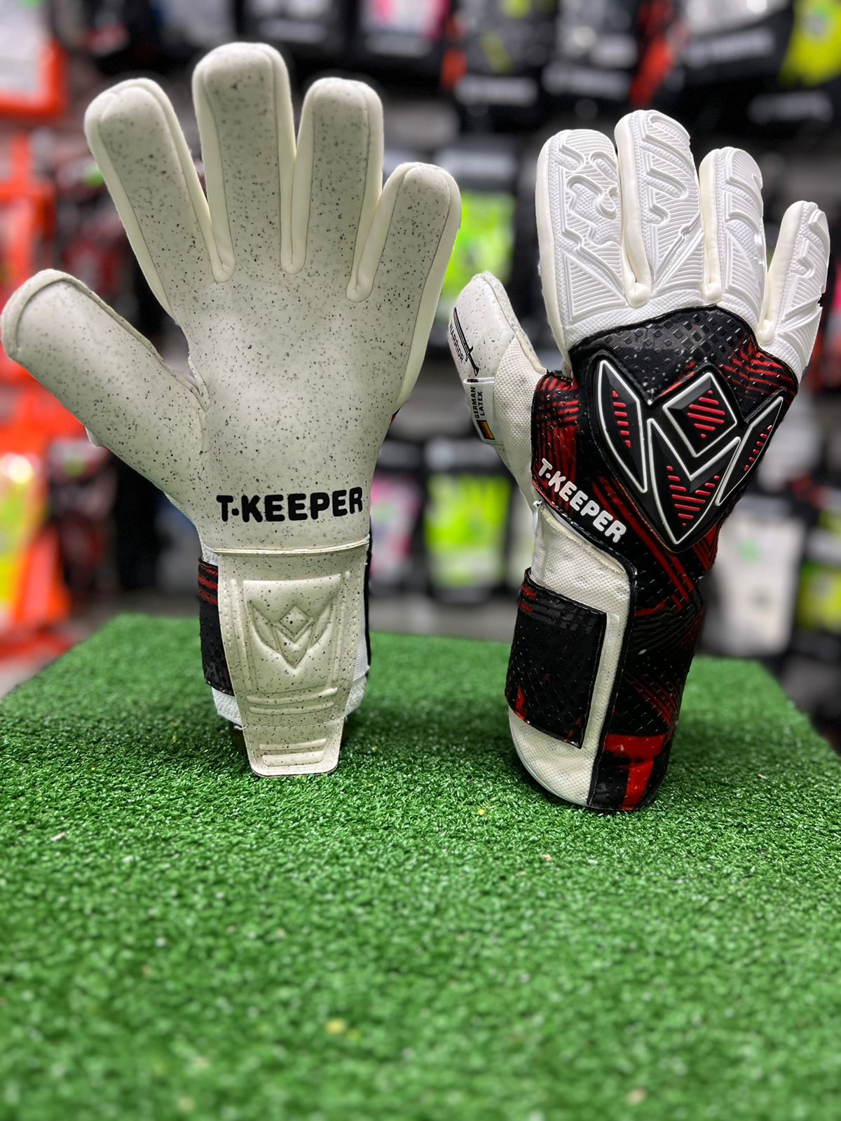 T-KEEPER WARRIOR CUARZO NEGRO ROJO (5 FERULAS EXTRAIBLES)