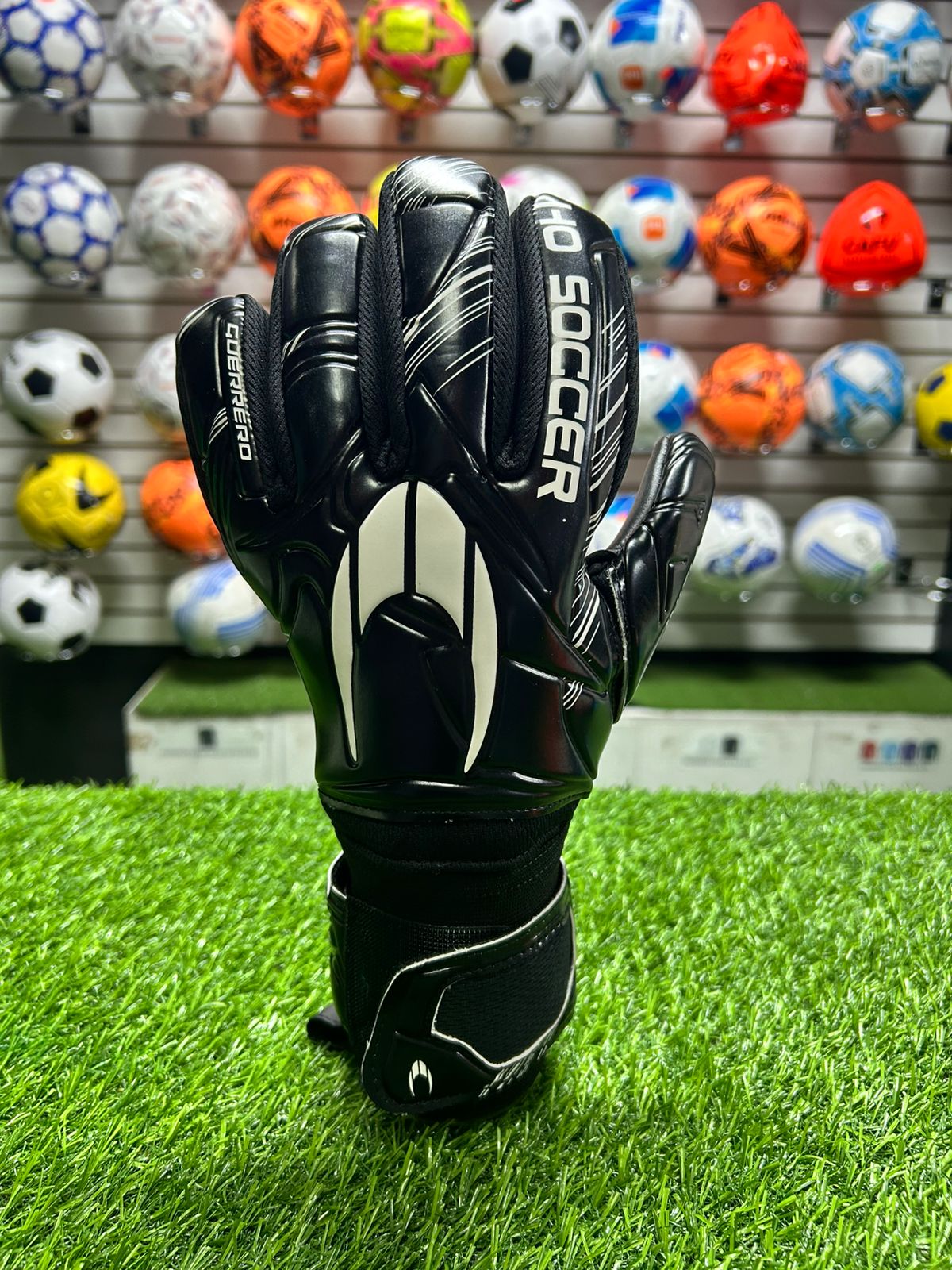 HO SOCCER GUERRERO INITIAL PROTEK BLACK TEAM  (5 FERULAS EXTRAIBLE)